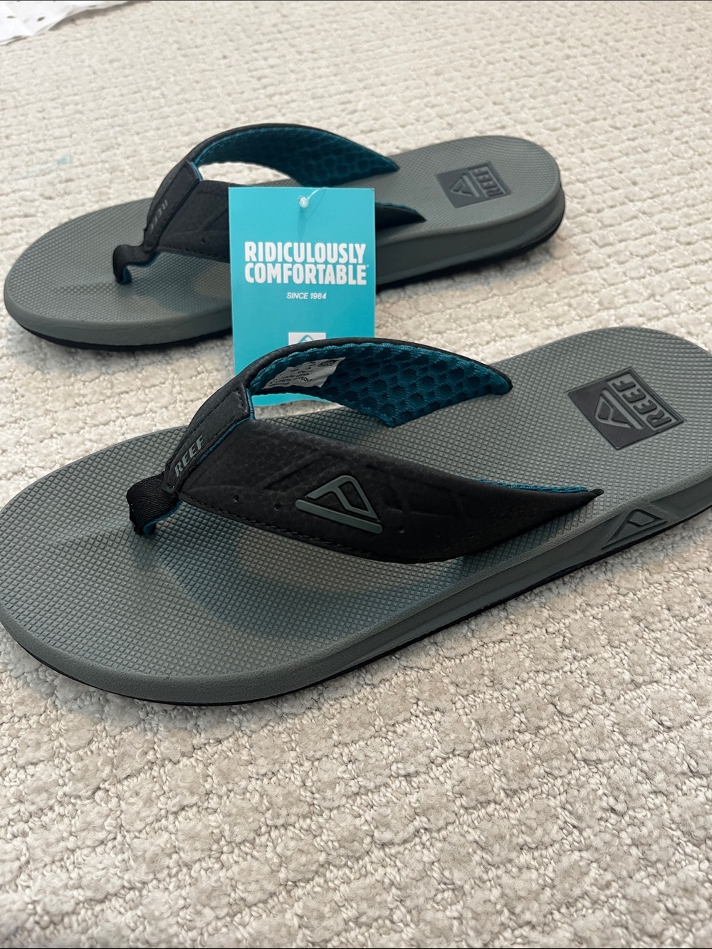 Reef Phantoms Flip Flops NWT Black & Gray with Teal Accents - Picture 5 of 5